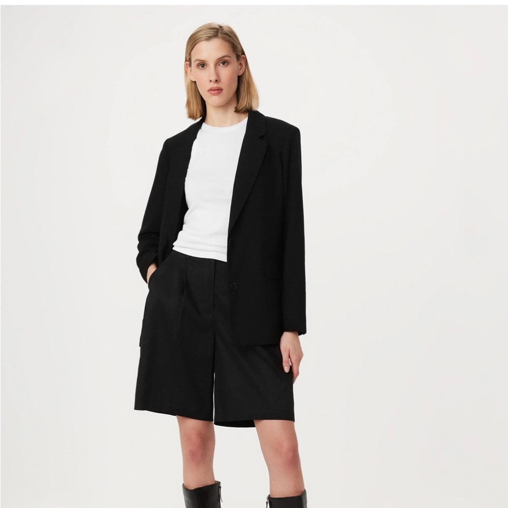Frank And Oak Women’s Relaxed Blazer in Black, size XS
